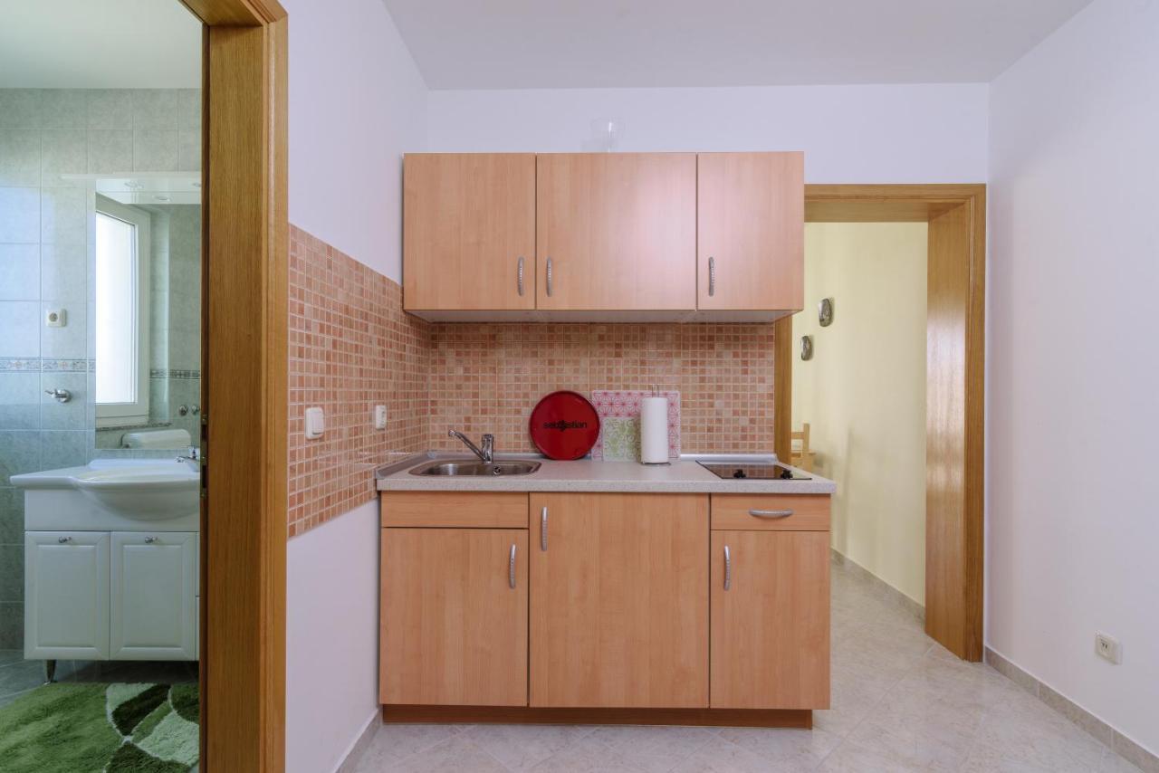 Apartmani Emil Трогір Екстер'єр фото