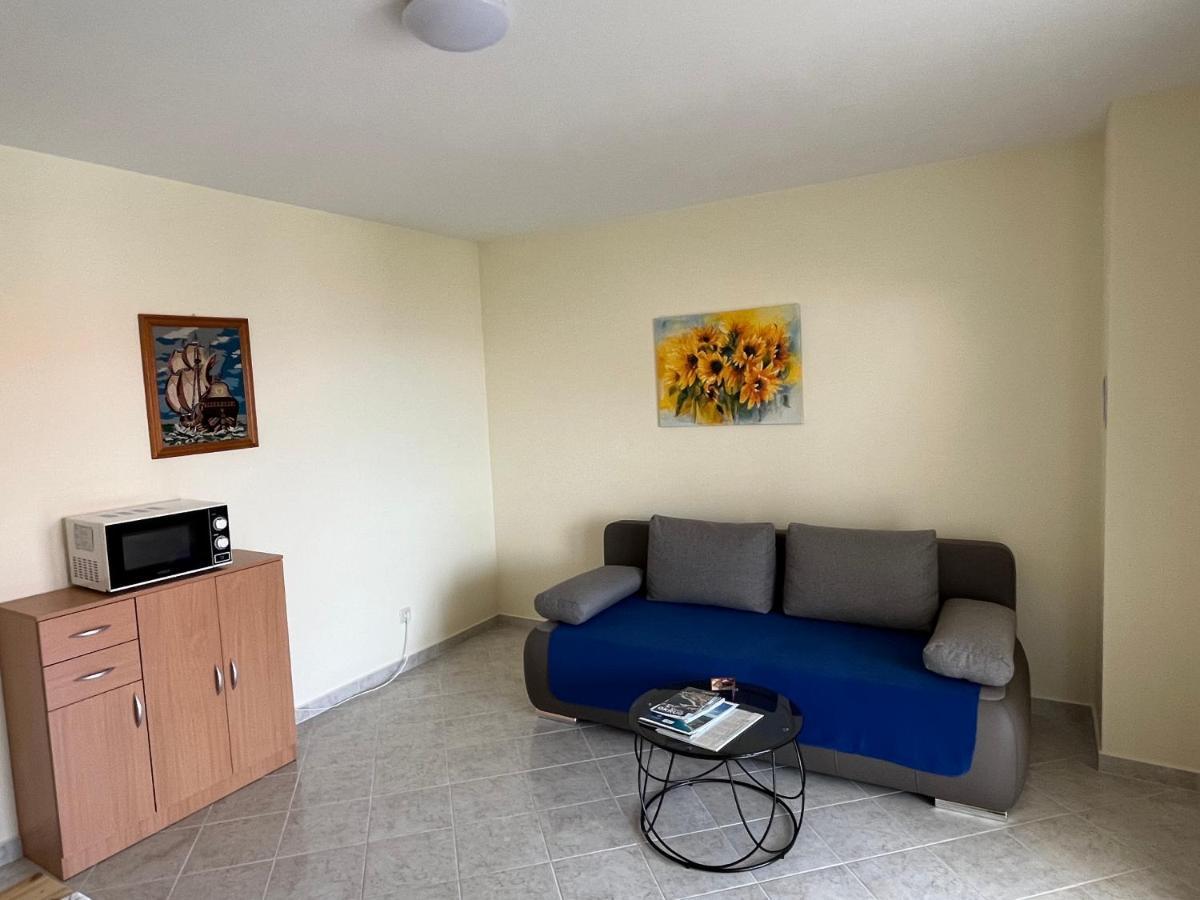 Apartmani Emil Трогір Екстер'єр фото