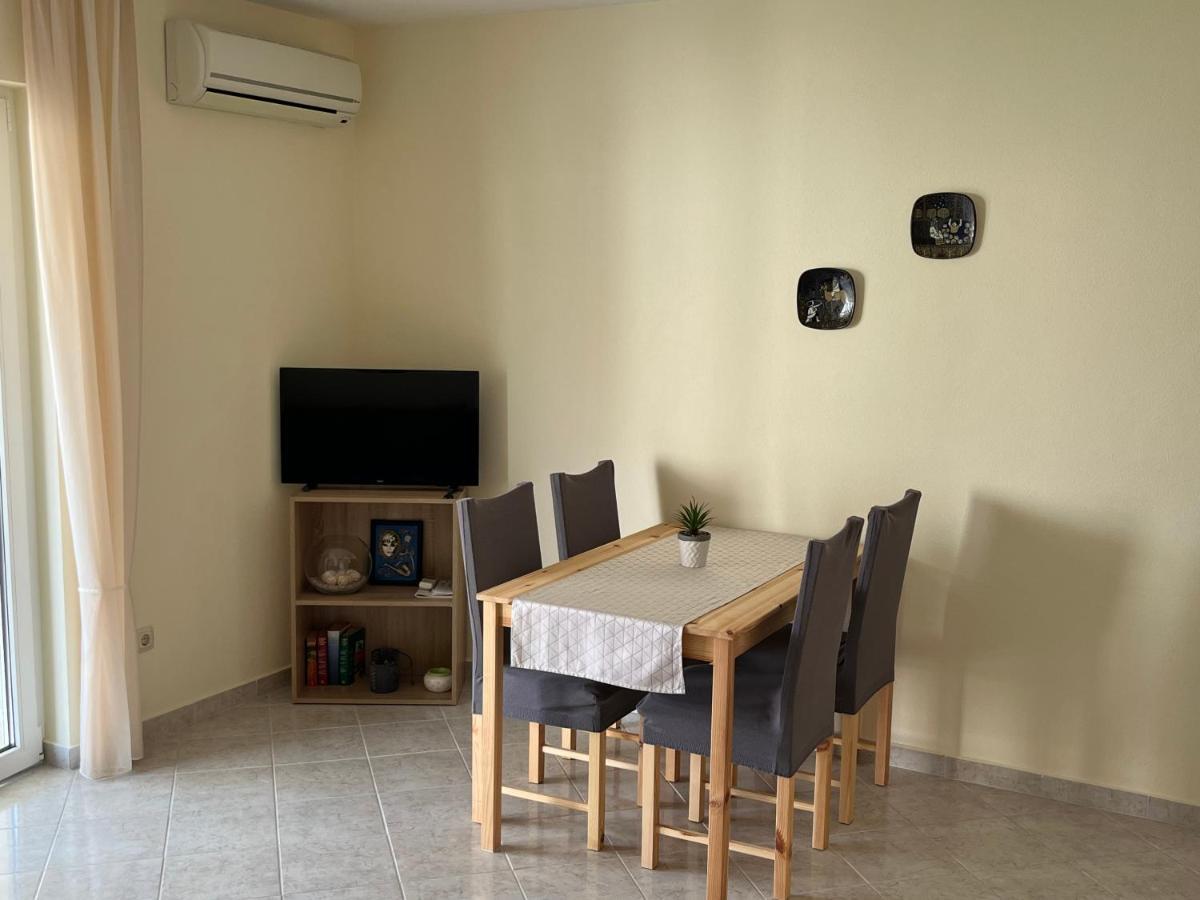 Apartmani Emil Трогір Екстер'єр фото